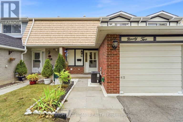 92 - 92 ST ANDREWS DRIVE, Hamilton (Vincent), Ontario, L8K6H4