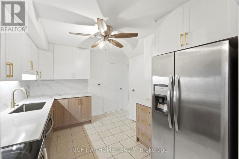 92 - 92 ST ANDREWS DRIVE, Hamilton (Vincent), Ontario, L8K6H4