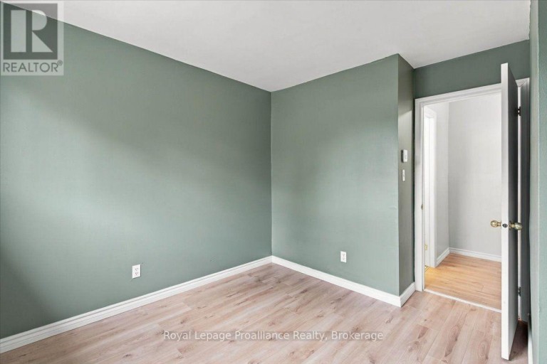 3 - 11 TRACEY PARK DRIVE, Belleville (Belleville Ward), Ontario, K8P4R4