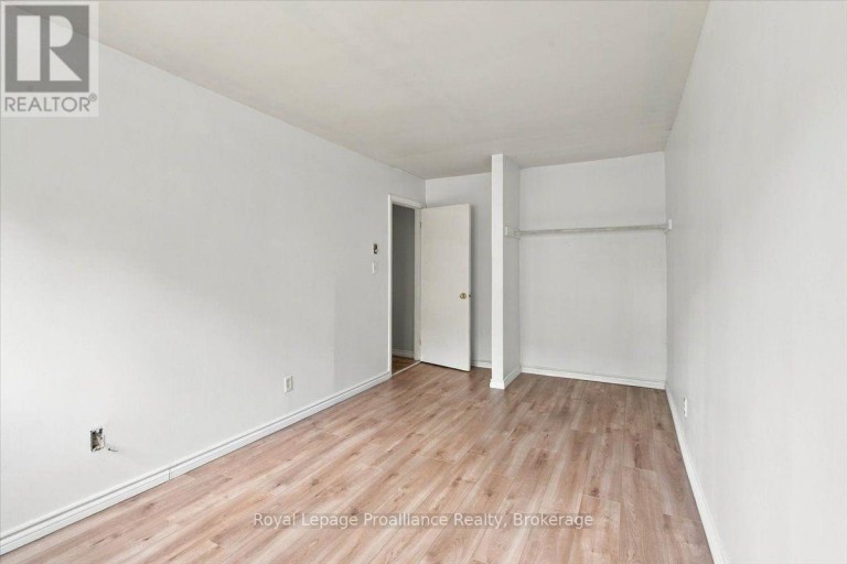 3 - 11 TRACEY PARK DRIVE, Belleville (Belleville Ward), Ontario, K8P4R4