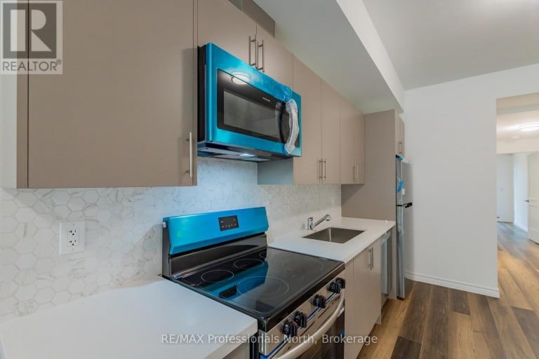 103 - 6 SUNCREST LANE, Huntsville (Chaffey), Ontario, P1H0K3