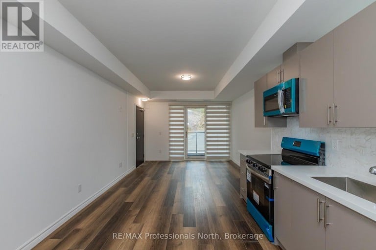103 - 6 SUNCREST LANE, Huntsville (Chaffey), Ontario, P1H0K3