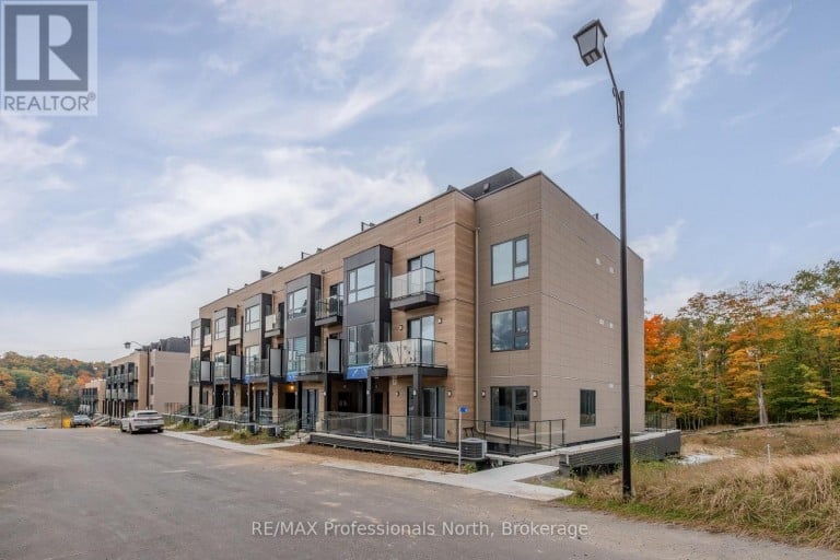 103 - 6 SUNCREST LANE, Huntsville (Chaffey), Ontario, P1H0K3