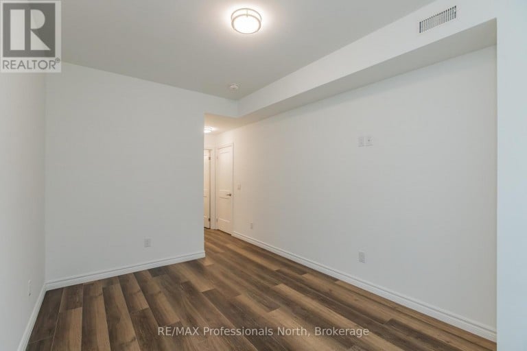 103 - 6 SUNCREST LANE, Huntsville (Chaffey), Ontario, P1H0K3