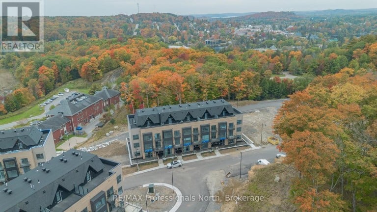 103 - 6 SUNCREST LANE, Huntsville (Chaffey), Ontario, P1H0K3