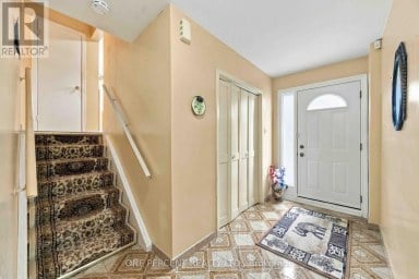 37 WILMONT DRIVE Toronto (Black Creek) Ontario photo 17