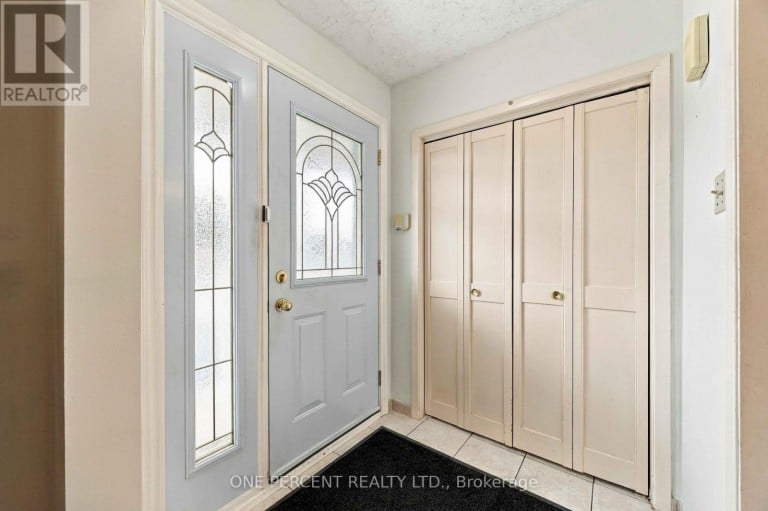 37 WILMONT DRIVE, Toronto (Black Creek), Ontario, M3N1N5
