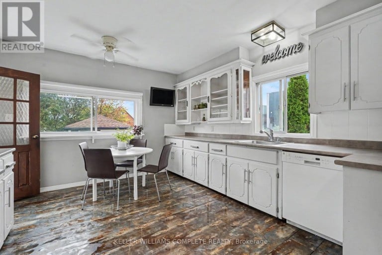 20 EAST 18TH STREET, Hamilton (Inch Park), Ontario, L9A4N7