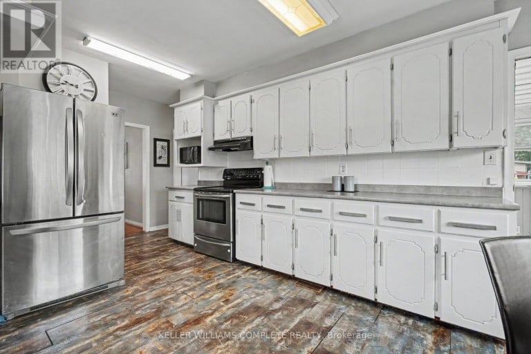 20 EAST 18TH STREET, Hamilton (Inch Park), Ontario, L9A4N7