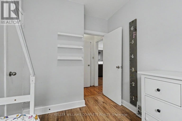 20 EAST 18TH STREET, Hamilton (Inch Park), Ontario, L9A4N7