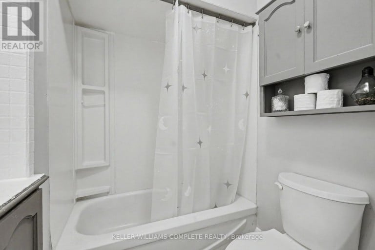 20 EAST 18TH STREET, Hamilton (Inch Park), Ontario, L9A4N7