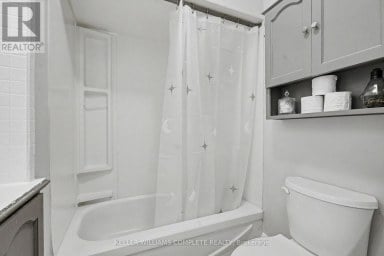 20 EAST 18TH STREET Hamilton (Inch Park) Ontario photo 22