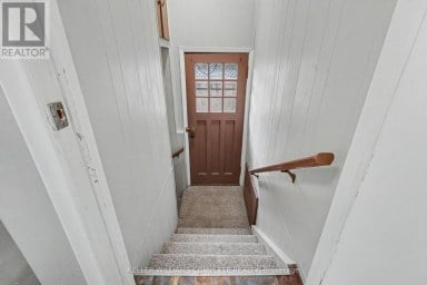 20 EAST 18TH STREET Hamilton (Inch Park) Ontario photo 23