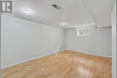 20 EAST 18TH STREET Hamilton (Inch Park) Ontario photo 26