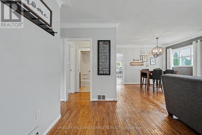 20 EAST 18TH STREET, Hamilton (Inch Park), Ontario, L9A4N7