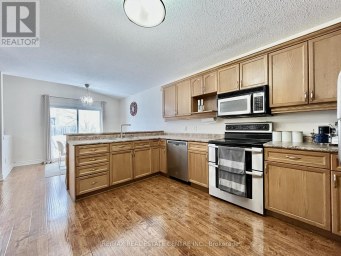 1771 MICKLEBOROUGH DRIVE W London North (North I) Ontario photo 10