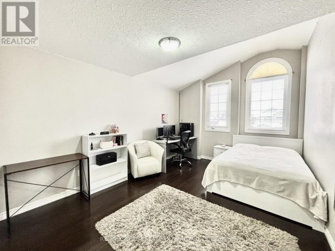 1771 MICKLEBOROUGH DRIVE W, London North (North I), Ontario, N6G5R4