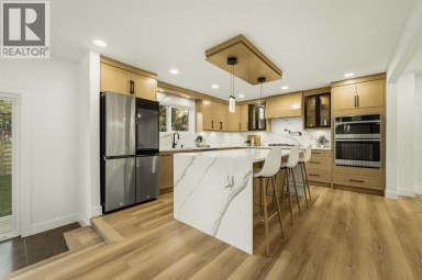 1303 87 Avenue SW Calgary Alberta photo 16