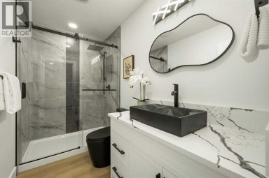 1303 87 Avenue SW Calgary Alberta photo 32