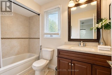 14 CRAWFORD ROSE DRIVE Aurora (Aurora Heights) Ontario photo 19