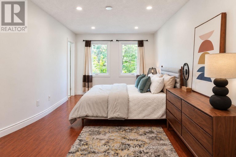 14 CRAWFORD ROSE DRIVE, Aurora (Aurora Heights), Ontario, L4G4P2
