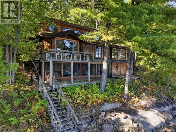 1014 MACKMORE TRAIL, Algonquin Highlands (Stanhope), Ontario, K0M1S0