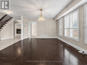1 CLUSTER OAK PLACE Brampton (Sandringham-Wellington) Ontario photo 10