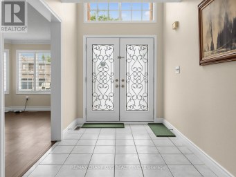 1 CLUSTER OAK PLACE Brampton (Sandringham-Wellington) Ontario photo 7