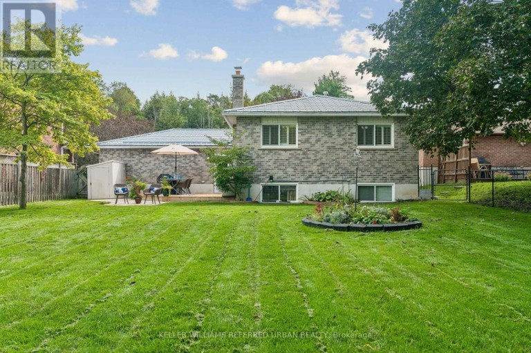 190 HILLTOP DRIVE, East Gwillimbury (Holland Landing), Ontario, L9N1B8