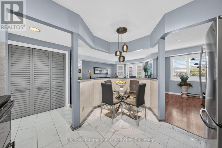 104 - 208 SILVERCREEK PARKWAY N, Guelph (Junction/Onward Willow), Ontario, N1H8H2