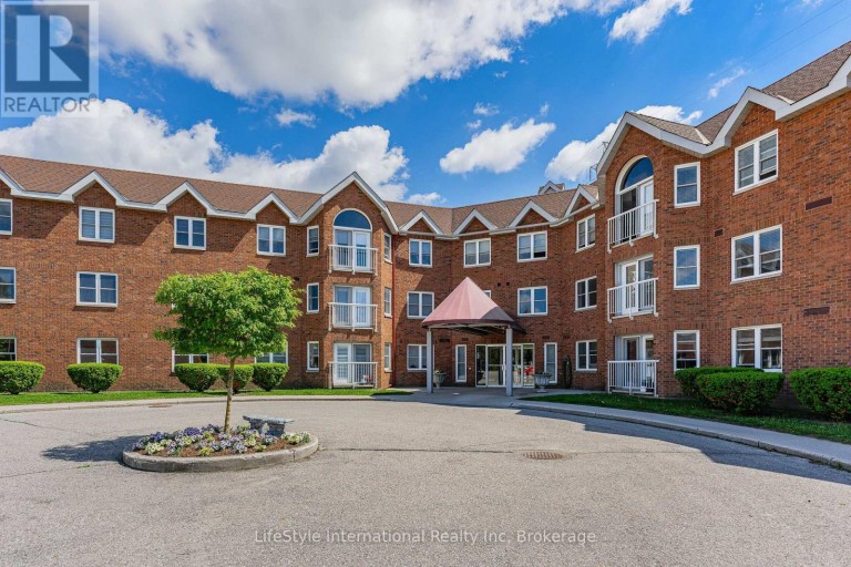 104 - 208 SILVERCREEK PARKWAY N, Guelph (Junction/Onward Willow), Ontario, N1H8H2