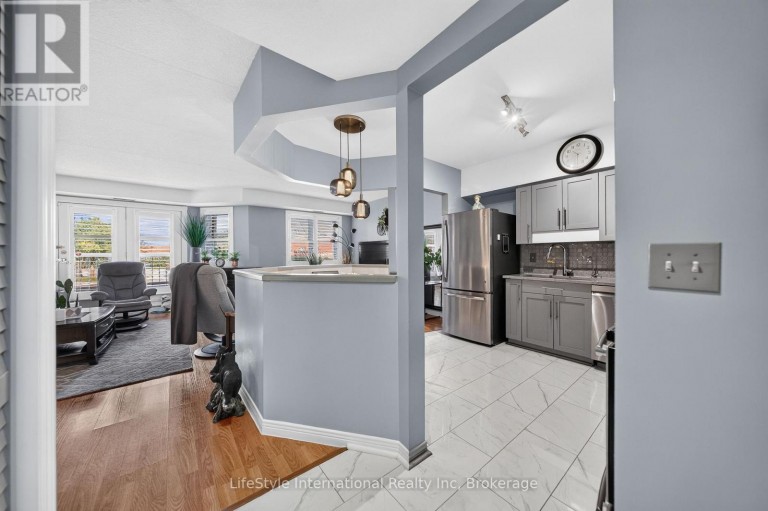 104 - 208 SILVERCREEK PARKWAY N, Guelph (Junction/Onward Willow), Ontario, N1H8H2