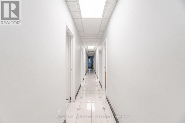 799 BLOOR STREET W, Toronto (Palmerston-Little Italy), Ontario, M6G1L8
