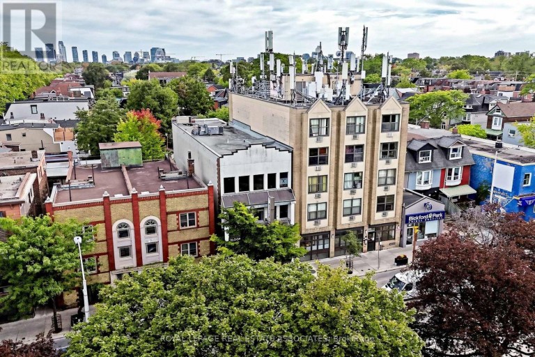 799 BLOOR STREET W, Toronto (Palmerston-Little Italy), Ontario, M6G1L8