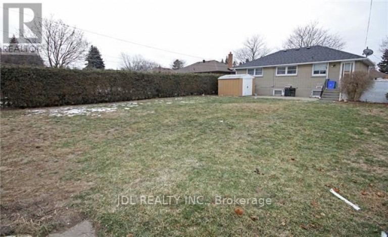 245 WINDSOR STREET, Oshawa (Donevan), Ontario, L1H6G5