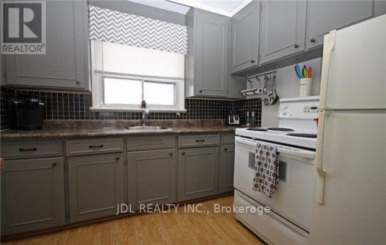 245 WINDSOR STREET, Oshawa (Donevan), Ontario, L1H6G5