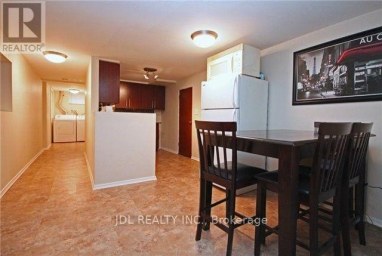 245 WINDSOR STREET Oshawa (Donevan) Ontario photo 4