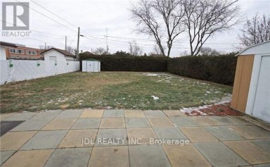 245 WINDSOR STREET Oshawa (Donevan) Ontario photo 9