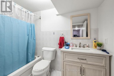 66 BRISTOL AVENUE Toronto (Dovercourt-Wallace Emerson-Junction) Ontario photo 29