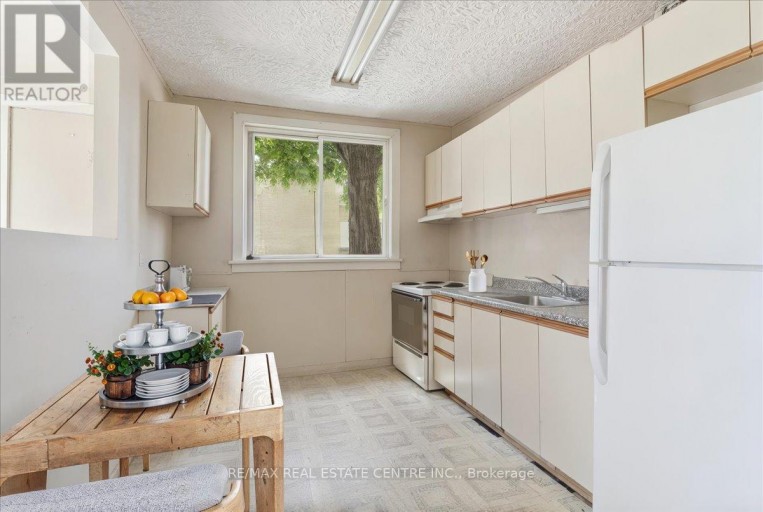233 KING STREET, Welland (Welland Downtown), Ontario, L3B3J6