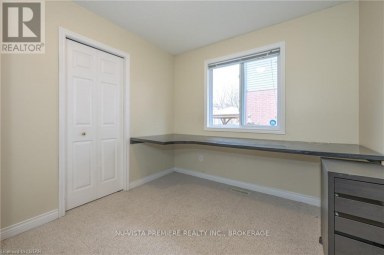 602 SPRUCEWOOD DRIVE London North (North C) Ontario photo 13