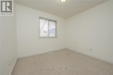 602 SPRUCEWOOD DRIVE London North (North C) Ontario photo 18