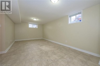 602 SPRUCEWOOD DRIVE London North (North C) Ontario photo 23