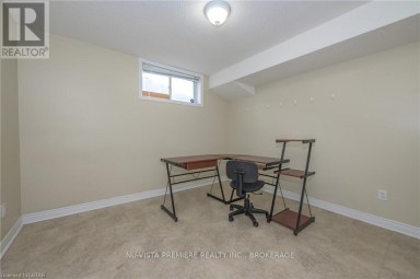 602 SPRUCEWOOD DRIVE London North (North C) Ontario photo 26
