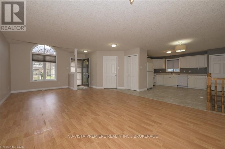 602 SPRUCEWOOD DRIVE, London North (North C), Ontario, N5X4J5