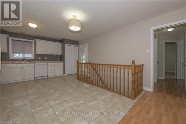 602 SPRUCEWOOD DRIVE London North (North C) Ontario photo 7