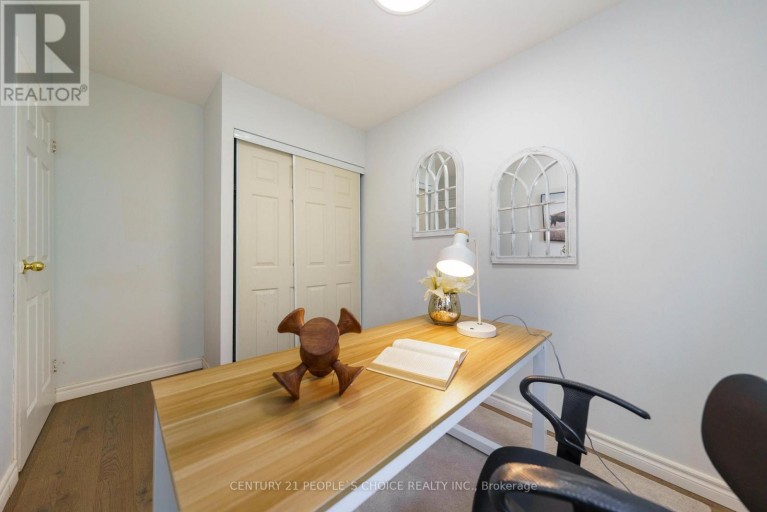 172 HOLLYBERRY TRAIL, Toronto (Hillcrest Village), Ontario, M2H2P4