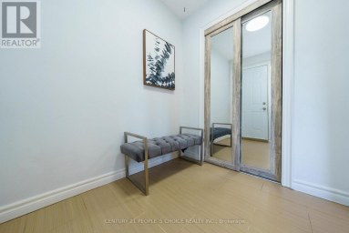 172 HOLLYBERRY TRAIL Toronto (Hillcrest Village) Ontario photo 2