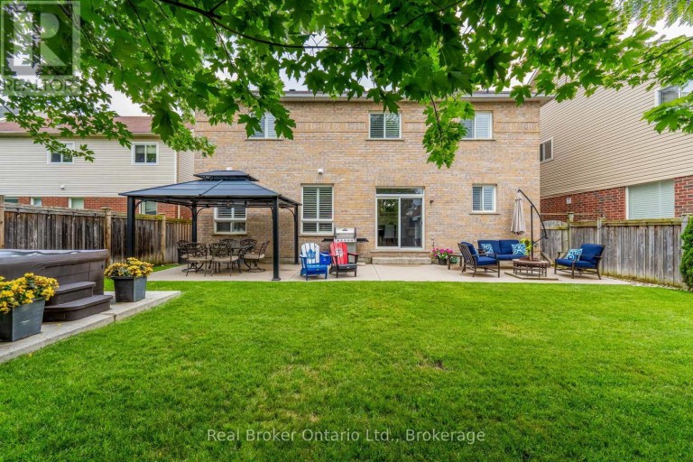 50 THE QUEENSWAY, Barrie (Innis-Shore), Ontario, L4M7J3