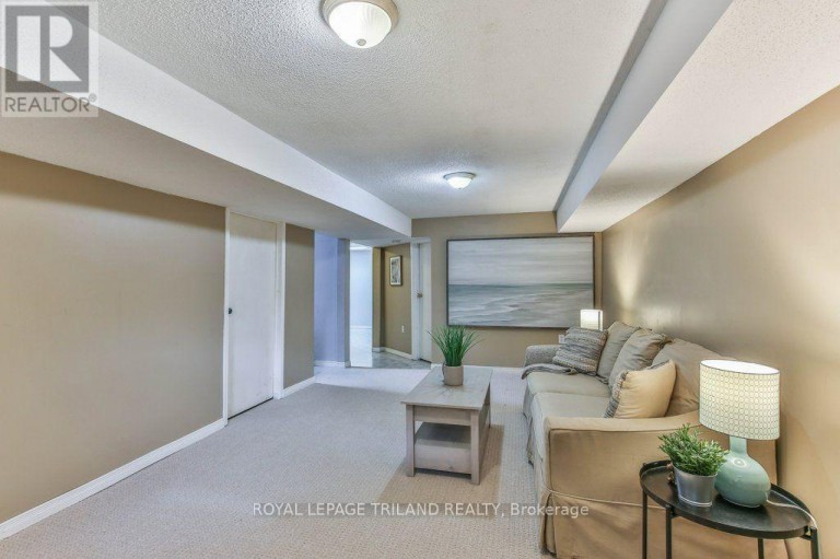 15 TALAVERA CRESCENT, London East (East I), Ontario, N5V1K7